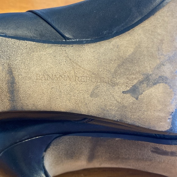 Banana Republic Womens Size 7.5 Black Leather Heeled Booties Gold Side Zipper - Picture 7 of 15